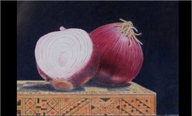 Red Onions on Chess Box
